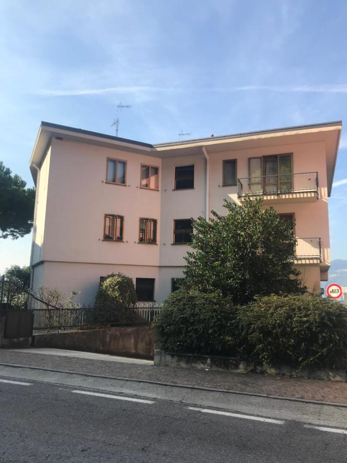Gli Oleandri Hotell Bellano Eksteriør bilde